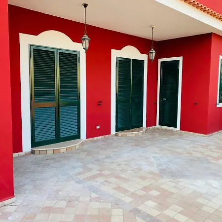 Chateau Les Jumeaux Apartman *